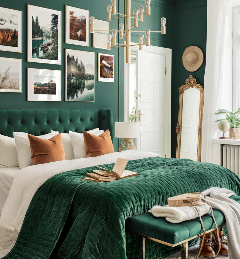 green bedroom